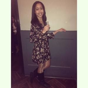 Meet your Posher, Danielle